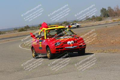 media/Oct-01-2022-24 Hours of Lemons (Sat) [[0fb1f7cfb1]]/10am (Front Straight)/